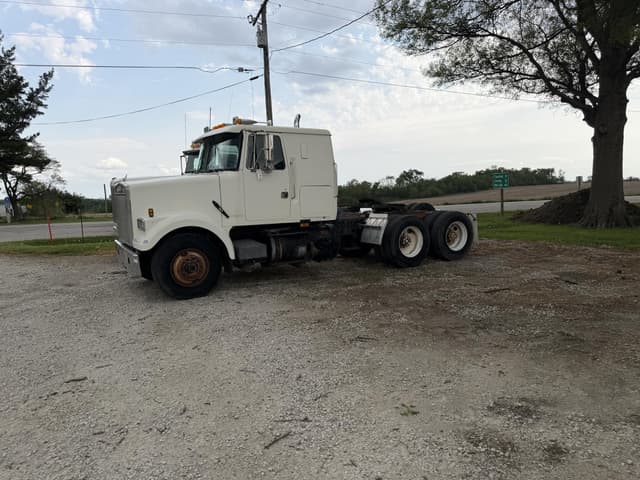 Image of White Road Boss equipment image 1