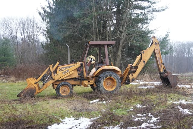 Image of Case 580K equipment image 1