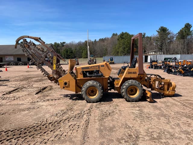 Image of Case DH4B equipment image 4