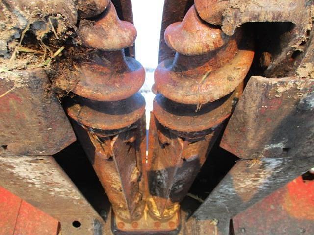 Thumbnail image Case IH 1063 33