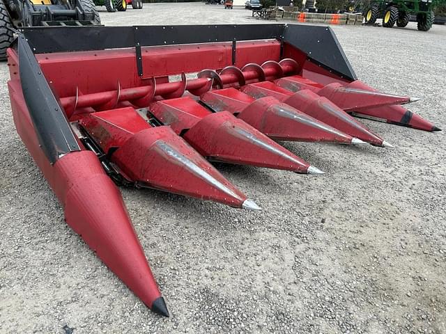 Image of Case IH 1063 equipment image 2