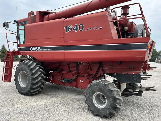 Image of Case IH 1640 equipment image 4