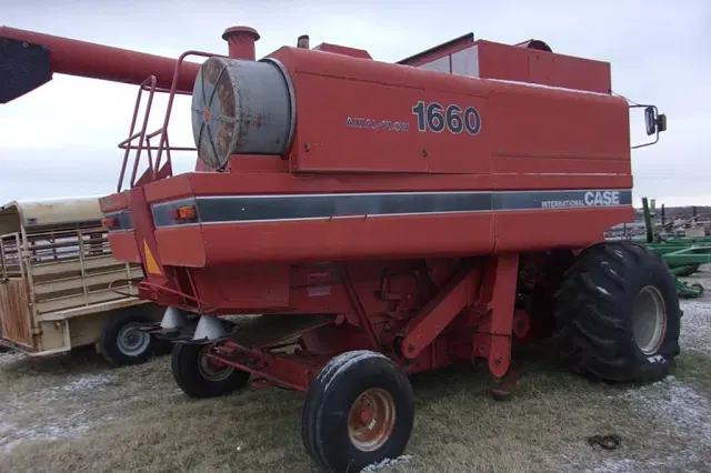 Image of Case IH 1660 equipment image 4