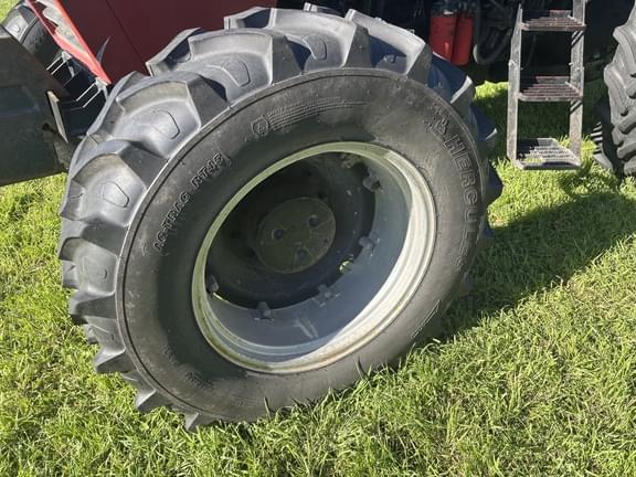 Image of Case IH 3394 equipment image 4