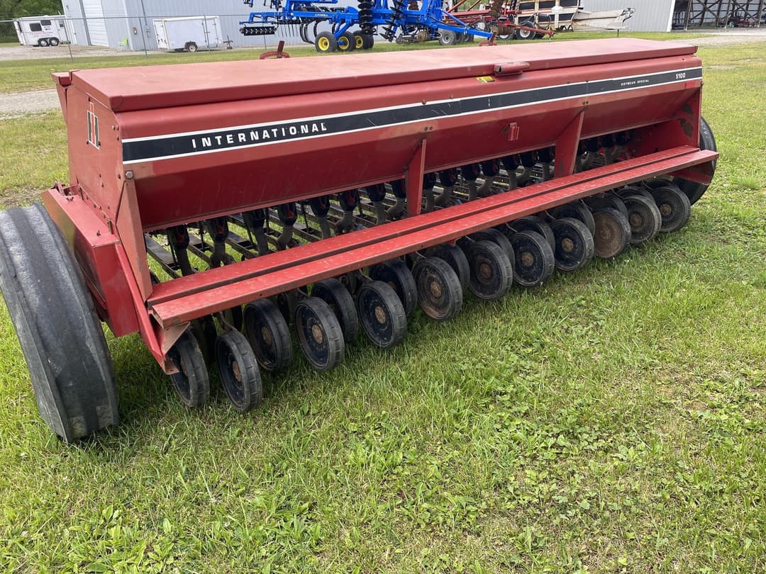 Image of Case IH 5100 Primary image