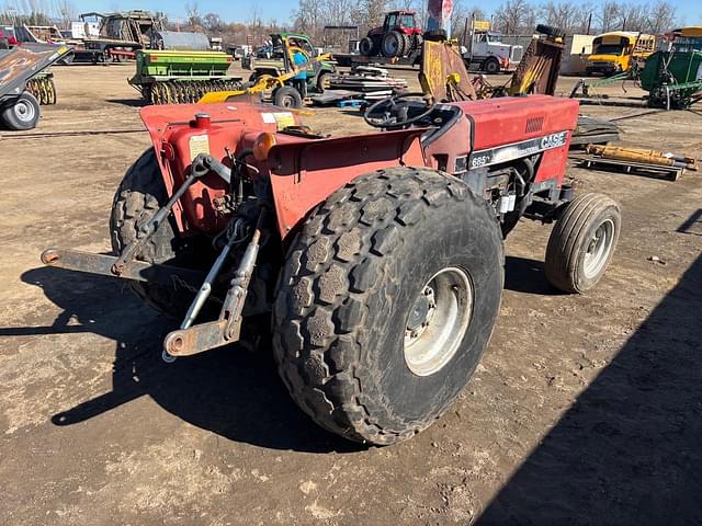 Image of Case IH 685 equipment image 2