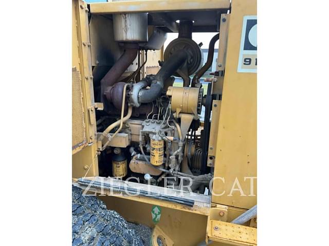 Image of Caterpillar 916 equipment image 1