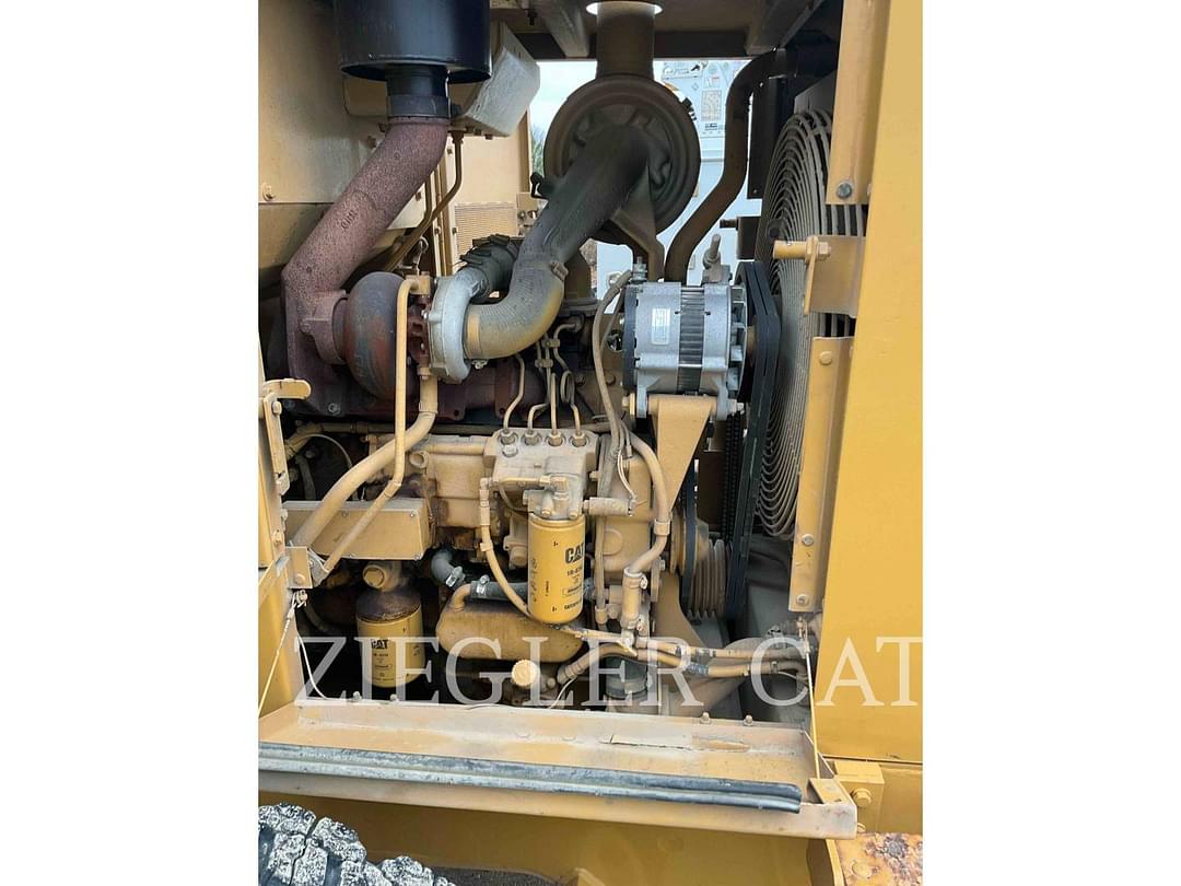 Image of Caterpillar 916 Primary image