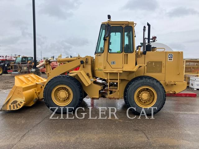 Image of Caterpillar 916 equipment image 4