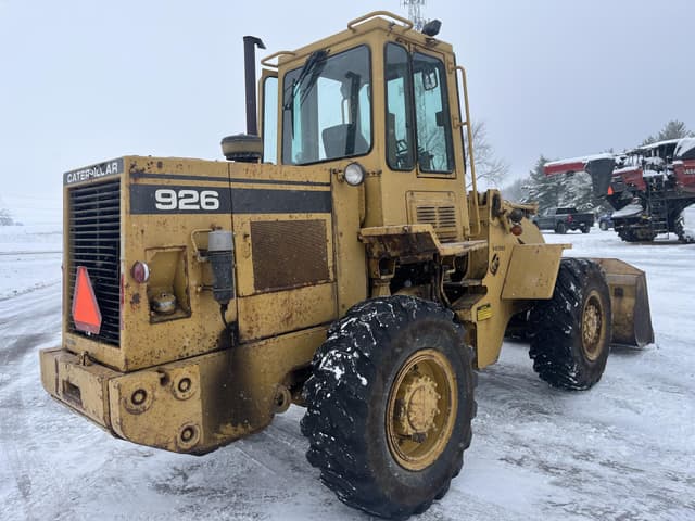 Image of Caterpillar 926 equipment image 3