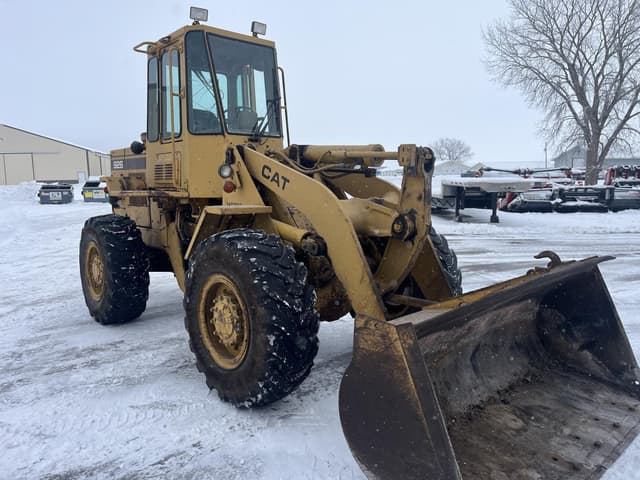 Image of Caterpillar 926 equipment image 2
