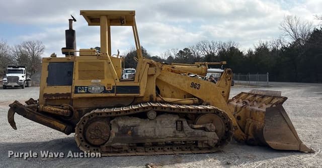 Image of Caterpillar 963 equipment image 3