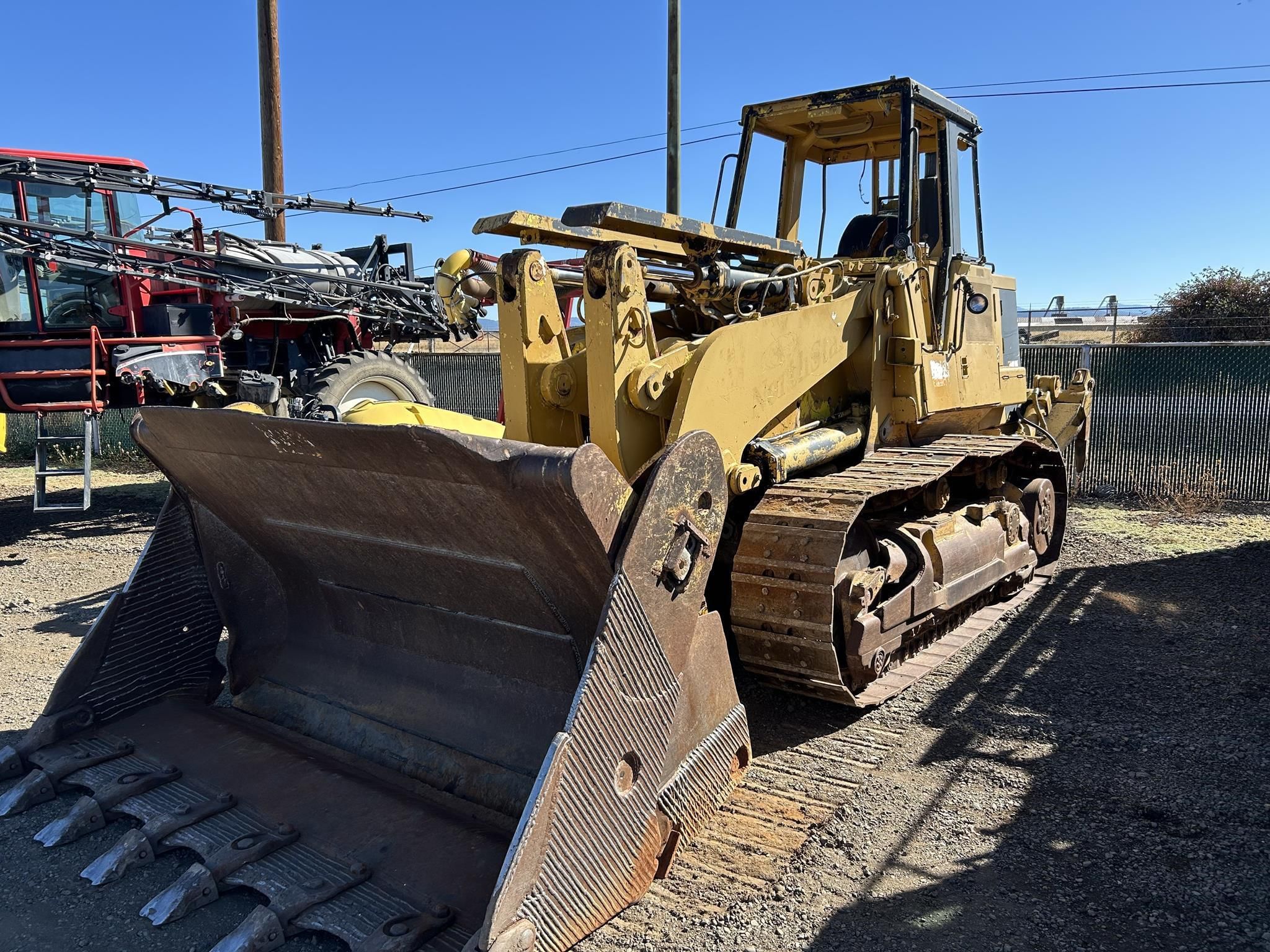 1986 Caterpillar 973 Equipment Image0