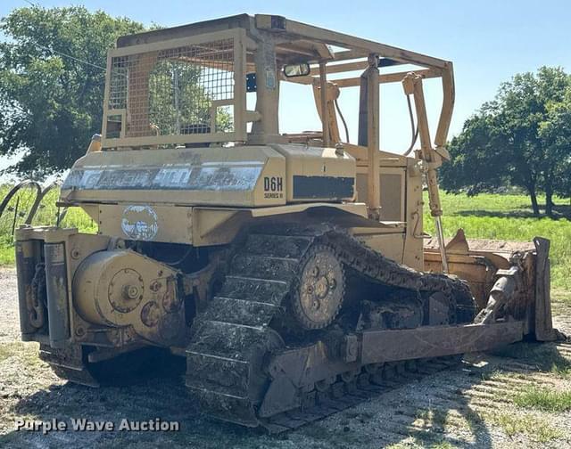 Image of Caterpillar D6H II equipment image 4
