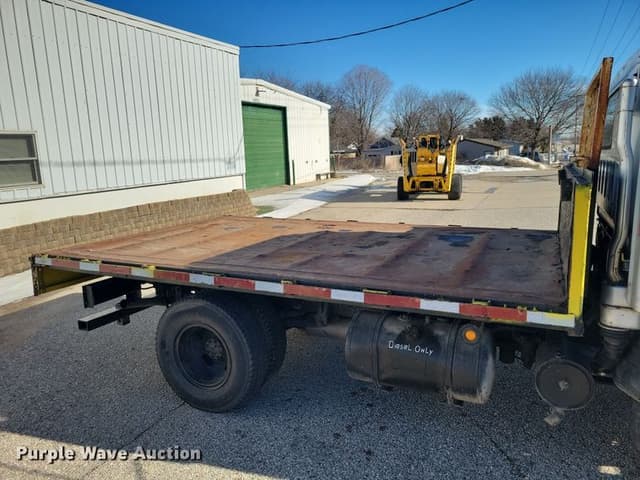 Image of Chevrolet 40 equipment image 3