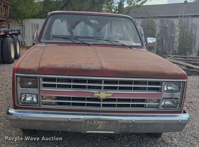 Image of Chevrolet C10 equipment image 1