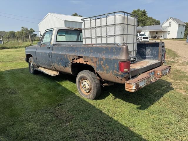 Image of Chevrolet C20 equipment image 4