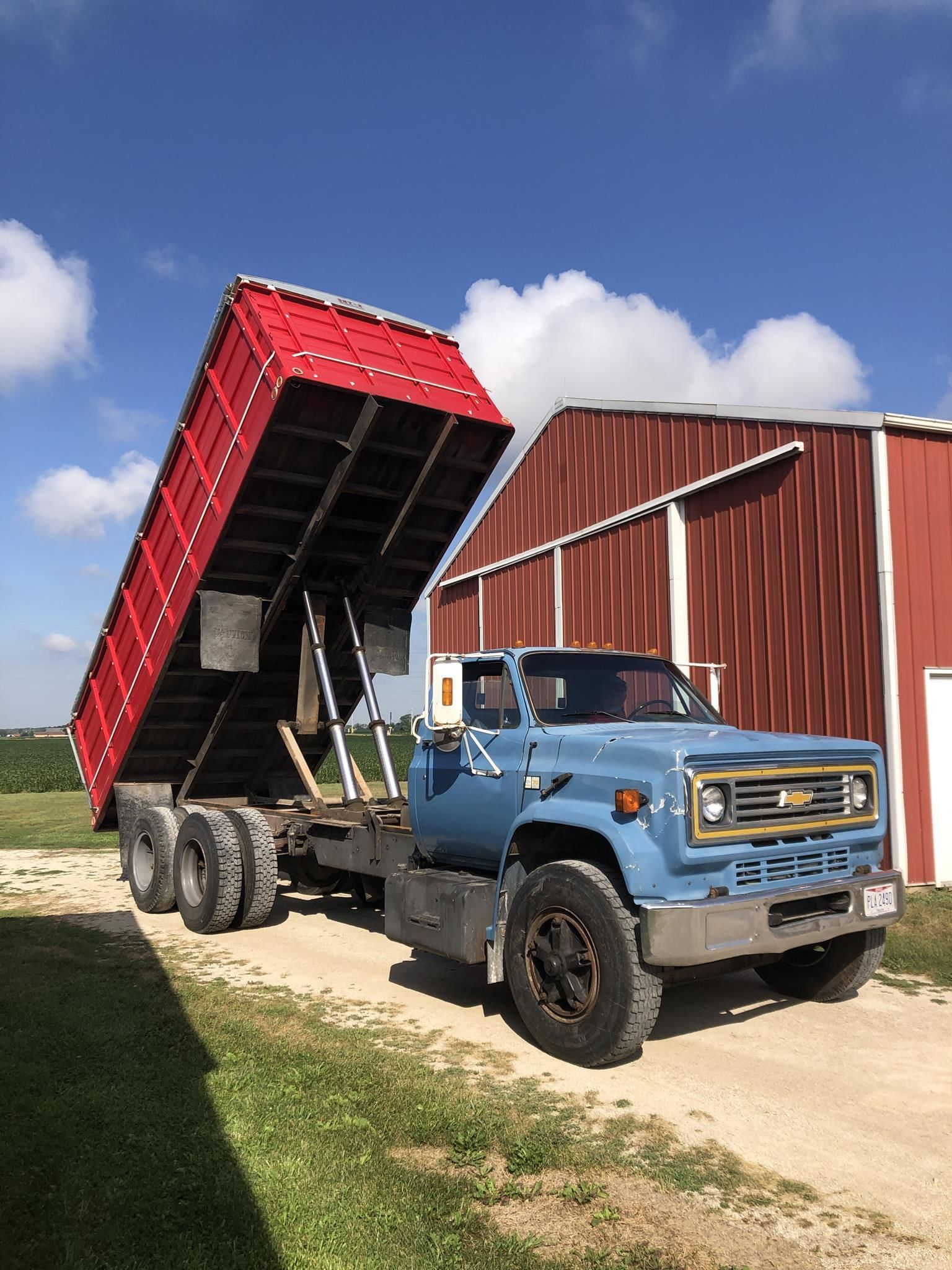 1986 Chevrolet C70 Equipment Image0