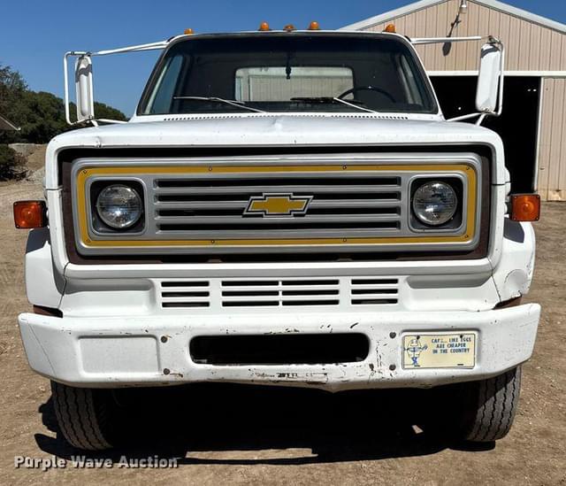 Image of Chevrolet C70 equipment image 1