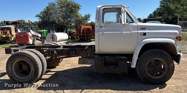 Image of Chevrolet C70 equipment image 3