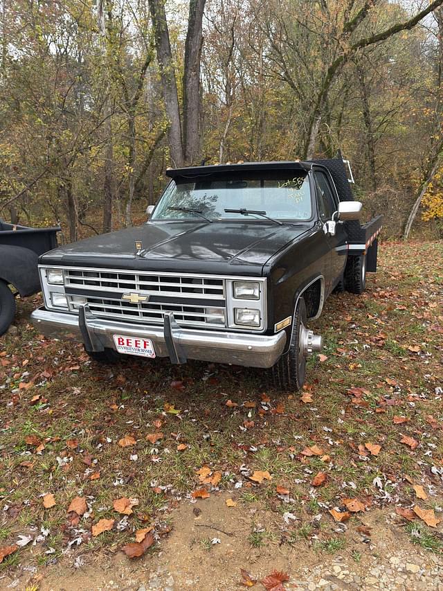 Image of Chevrolet C10 equipment image 1