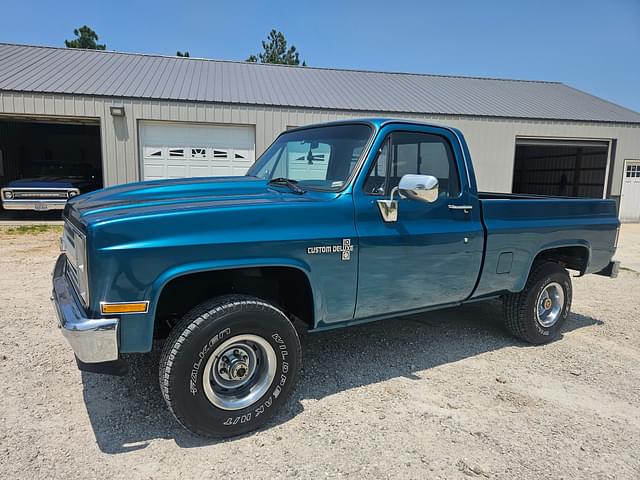 Image of Chevrolet K10 equipment image 3