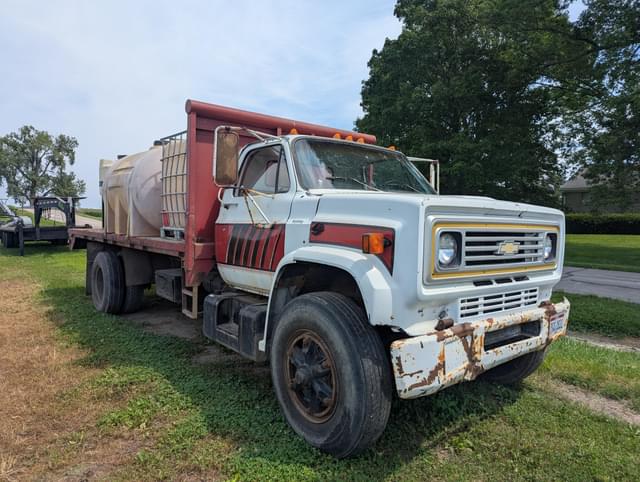 Image of Chevrolet C70 equipment image 2