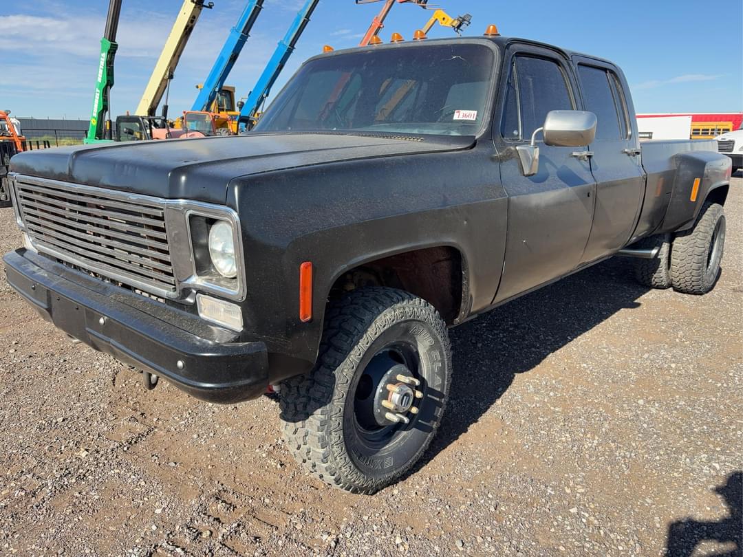 Image of Chevrolet K-30 Primary image