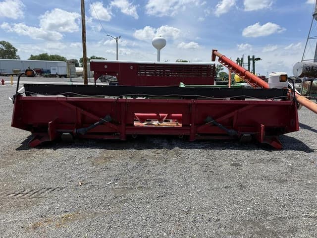 Image of Case IH 1083 equipment image 2