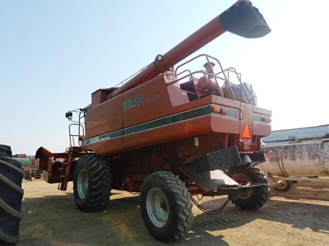 Image of Case IH 1640 equipment image 2