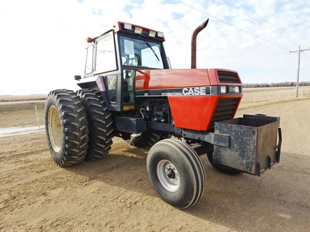 1986 Case IH 2294 Equipment Image0