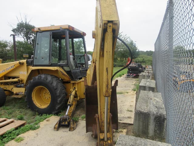 Image of John Deere 410C equipment image 2