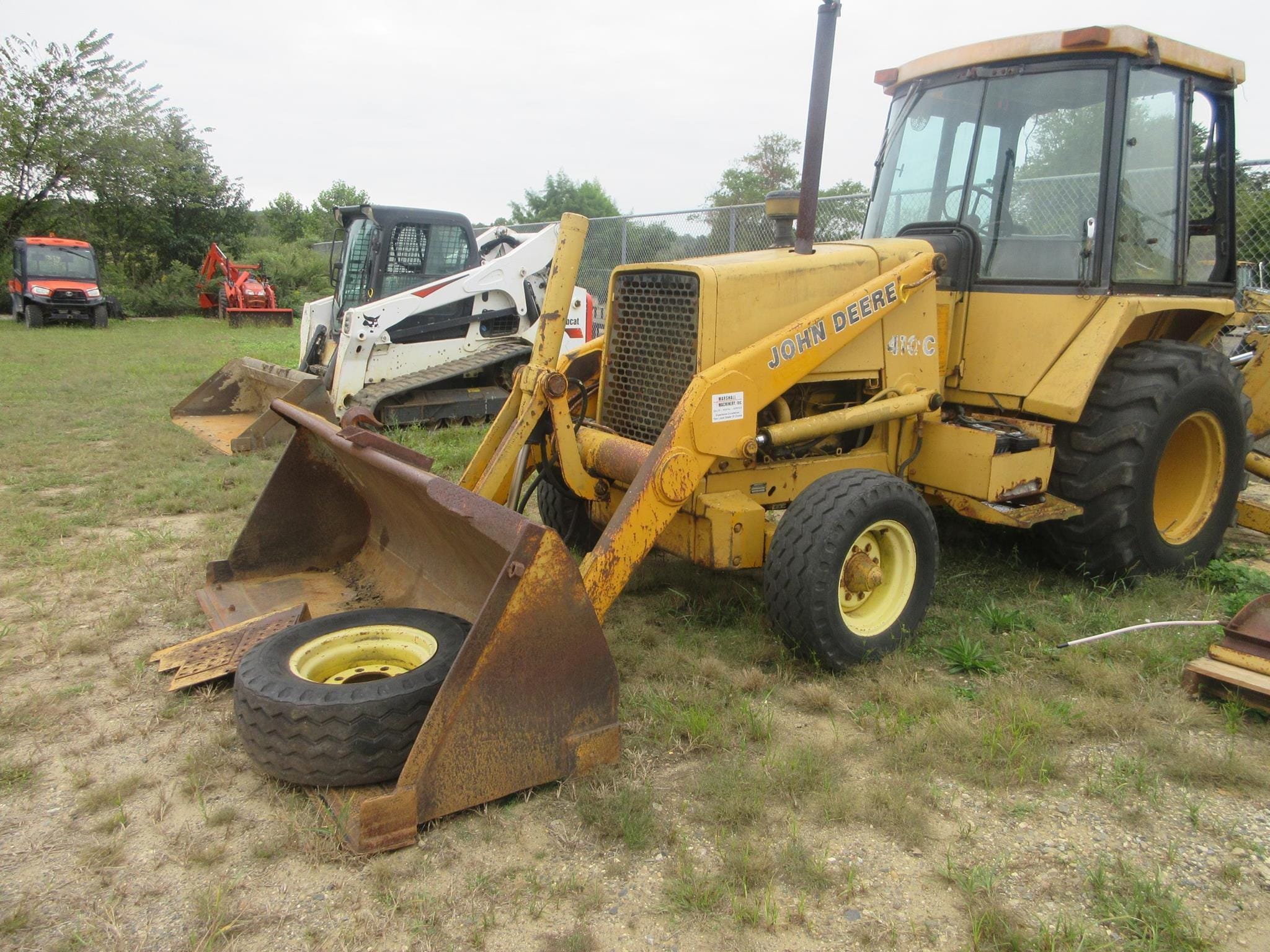1986 John Deere 410C Equipment Image0