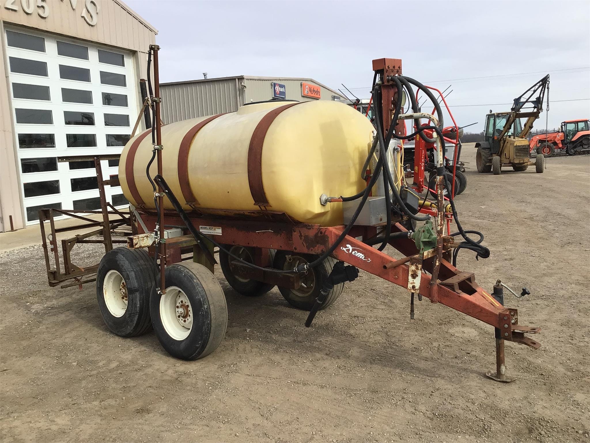 1986 Demco 500 Equipment Image0