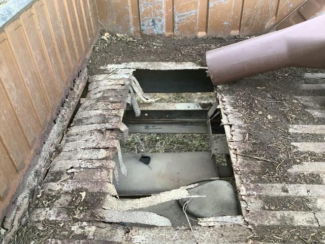 Image of Dodge D250 equipment image 4