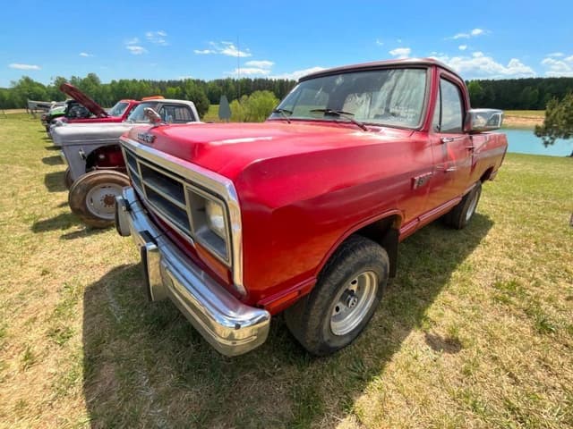 Image of Dodge Ram 150 equipment image 4