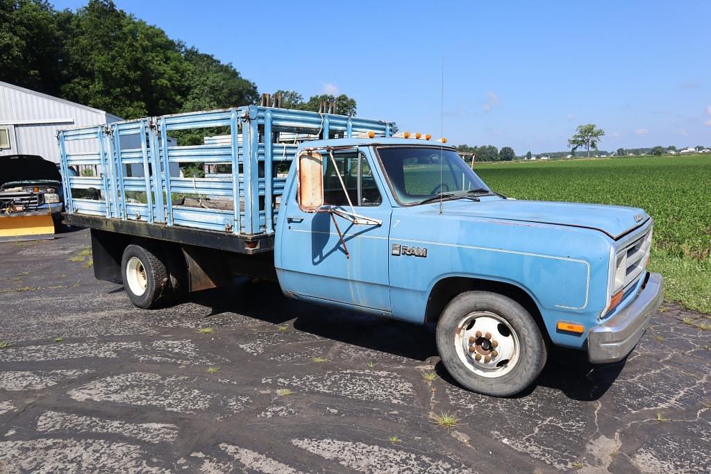 Image of Dodge Ram 350 Primary image