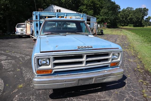 Image of Dodge Ram 350 equipment image 1