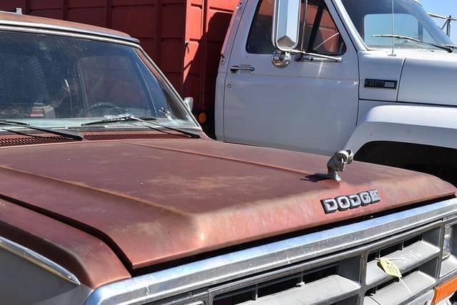 Image of Dodge Ram 1500 equipment image 3