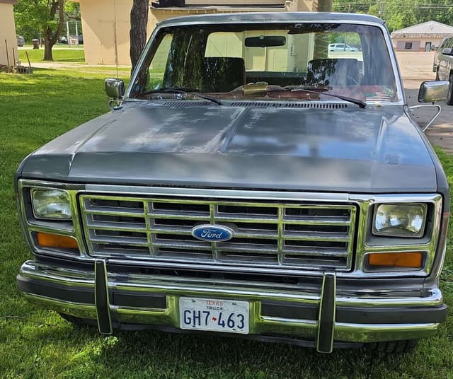 Image of Ford F-150 equipment image 2