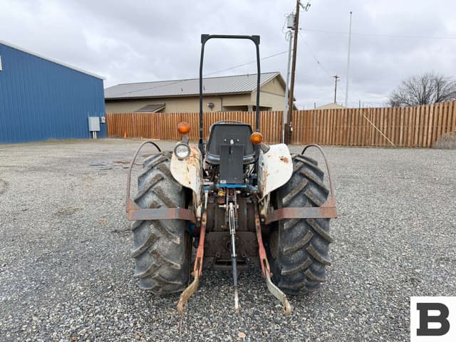 Image of Ford 4610 equipment image 3