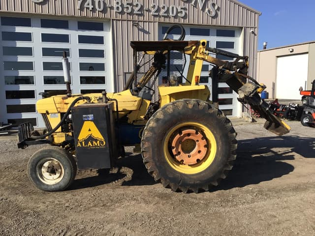 Image of Ford 5610 equipment image 4