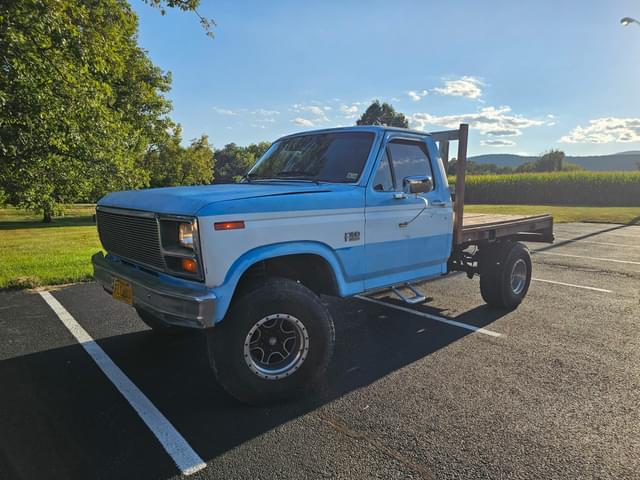 Image of Ford F-150 equipment image 1