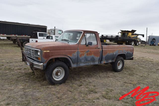 Image of Ford F-250 equipment image 1