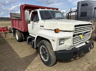 1986 Ford F-600 Equipment Image0
