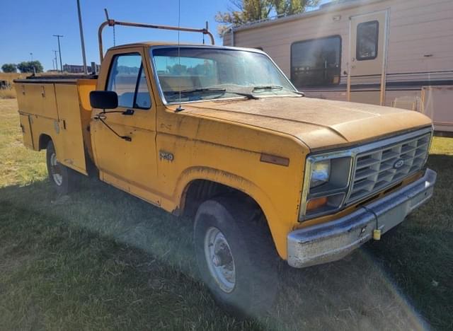 Image of Ford F-150 equipment image 2