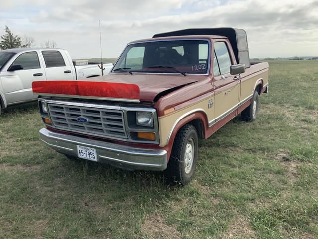 Image of Ford F-150 equipment image 4