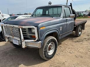 1986 Ford F-250 Equipment Image0