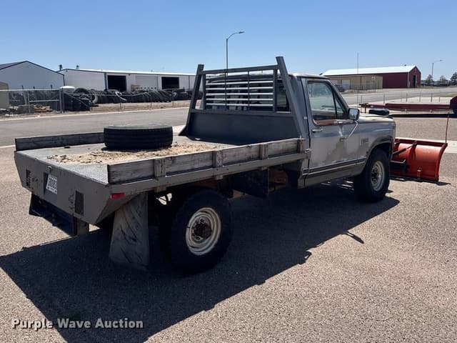 Image of Ford F-250 equipment image 4
