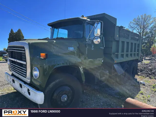 Image of Ford LN9000 equipment image 3